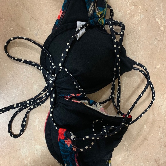 Bikini top - Picture 2 of 3